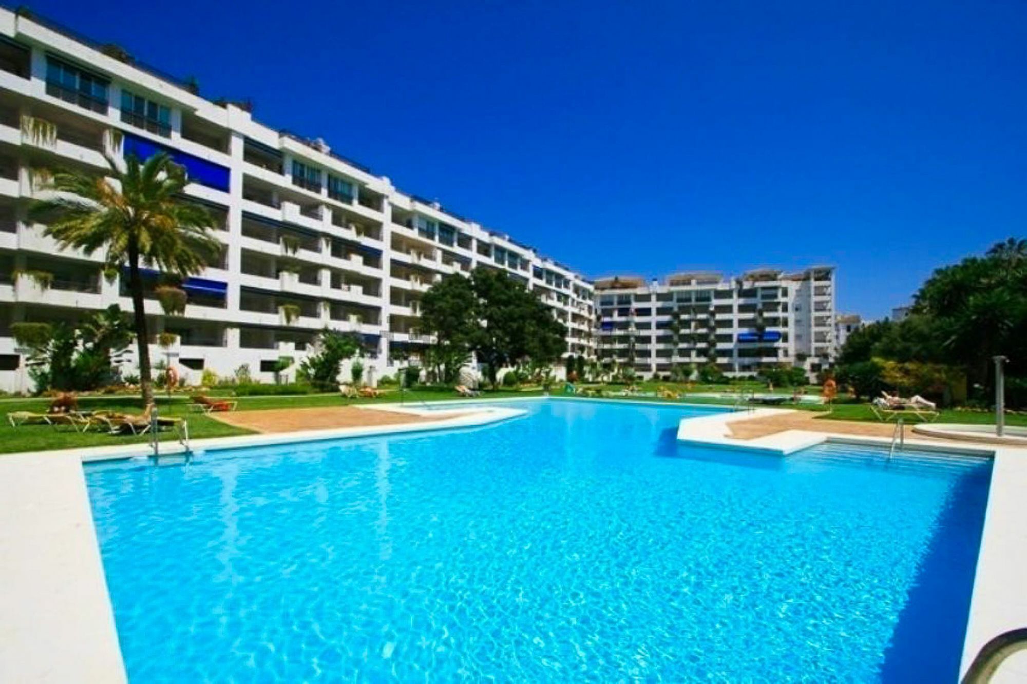 Oleholidays Jardines Del Puerto Marbella